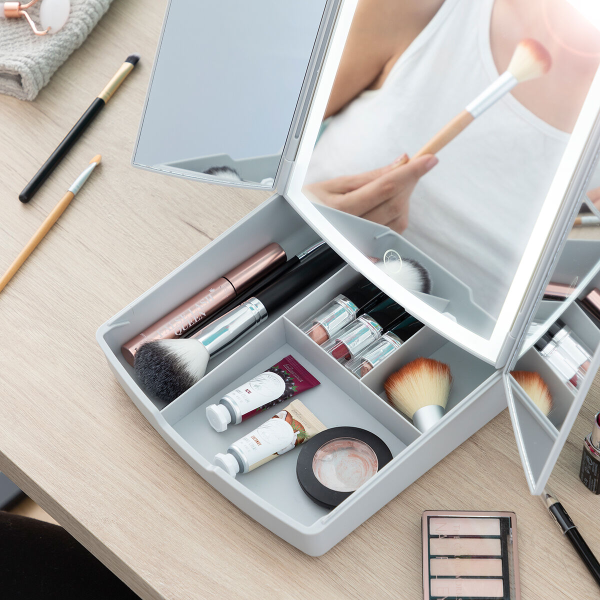 3-In-1 Folding LED Mirror with Make-up Organiser Panomir InnovaGoods 3-In-1 Folding LED Mirror with Make-up Organiser Panomir InnovaGoods