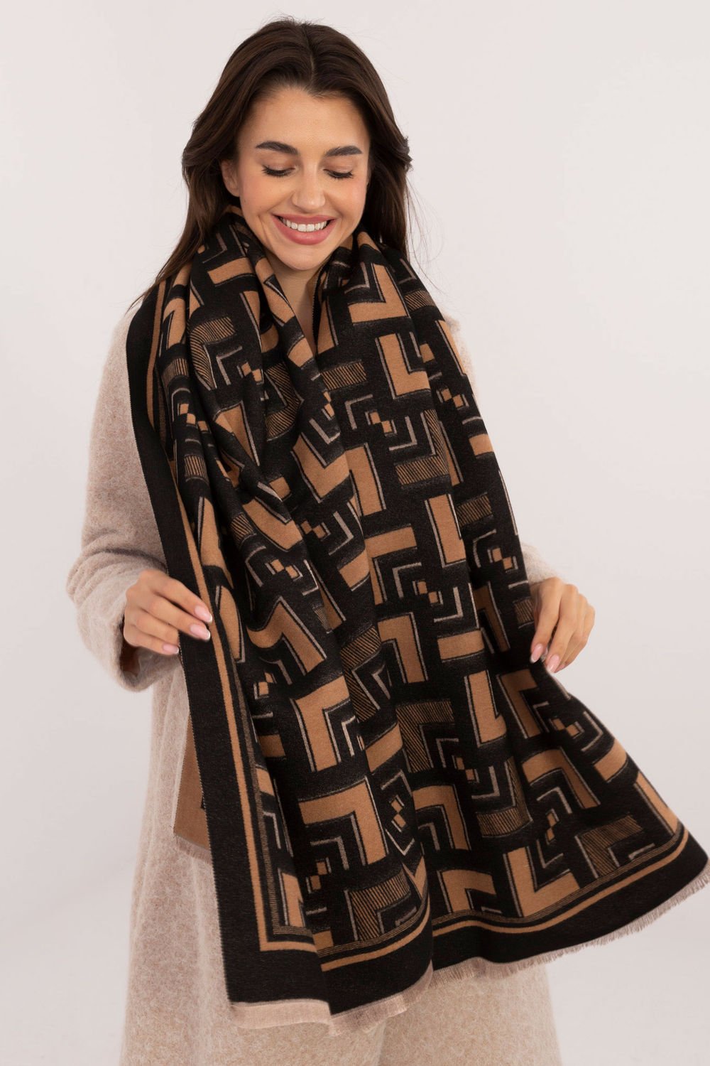 Shawl model 205967 AT  black  Shawl model 205967 AT  black