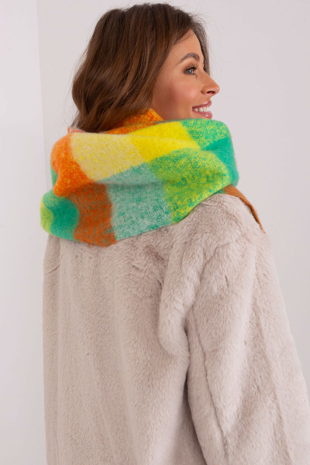  Shawl model 191712 AT  green