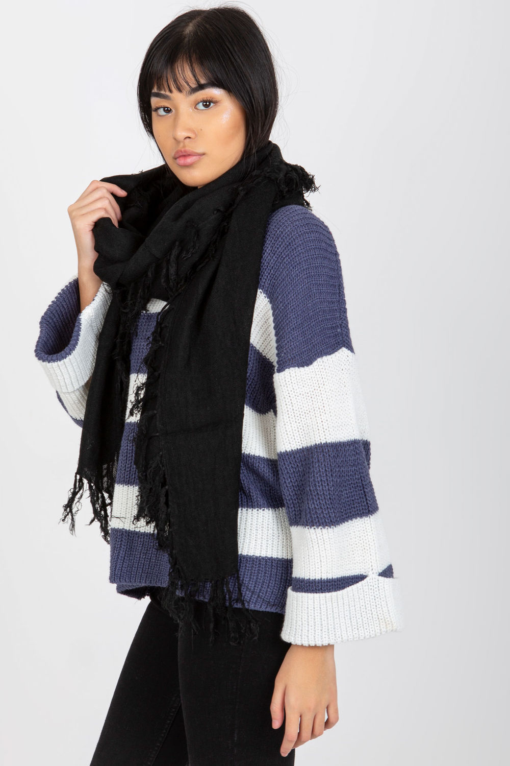  Shawl model 174883 AT  black