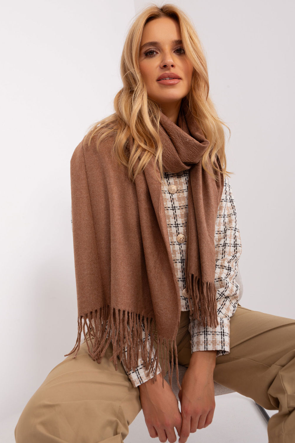 Shawl model 187605 AT  brown