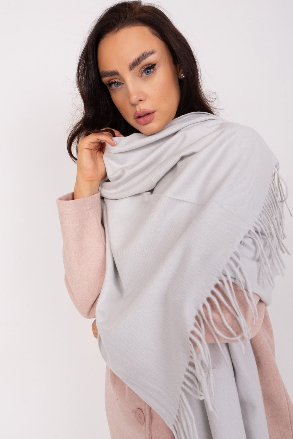 Shawl model 187611 AT  grey