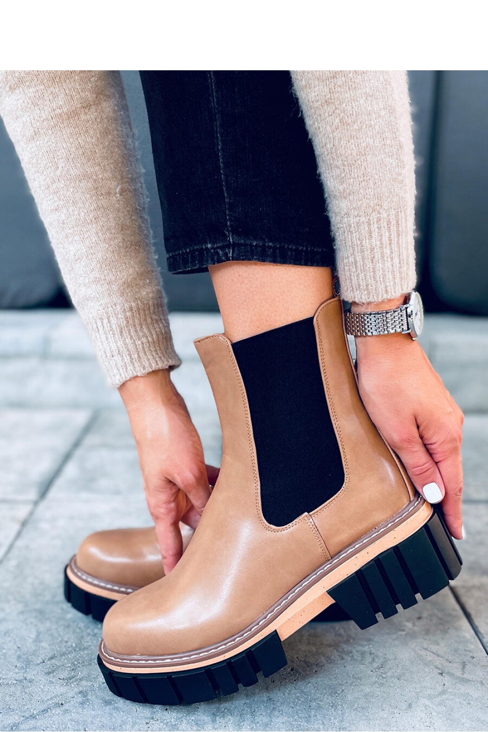 Jodhpur boot model 183552 Inello  brown