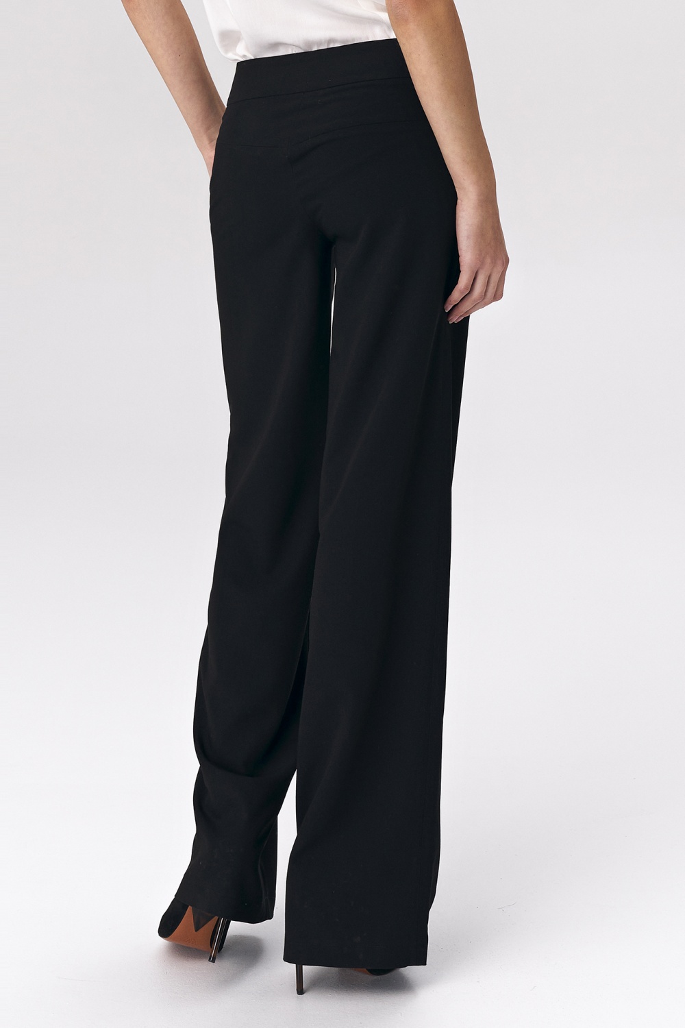  Women trousers model 140890 Nife  black