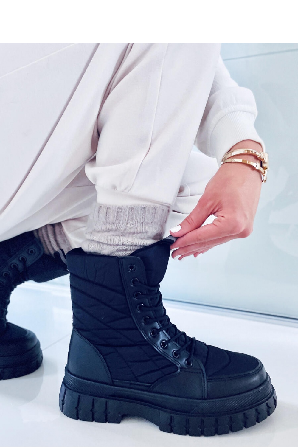 Boots model 173564 Inello  black