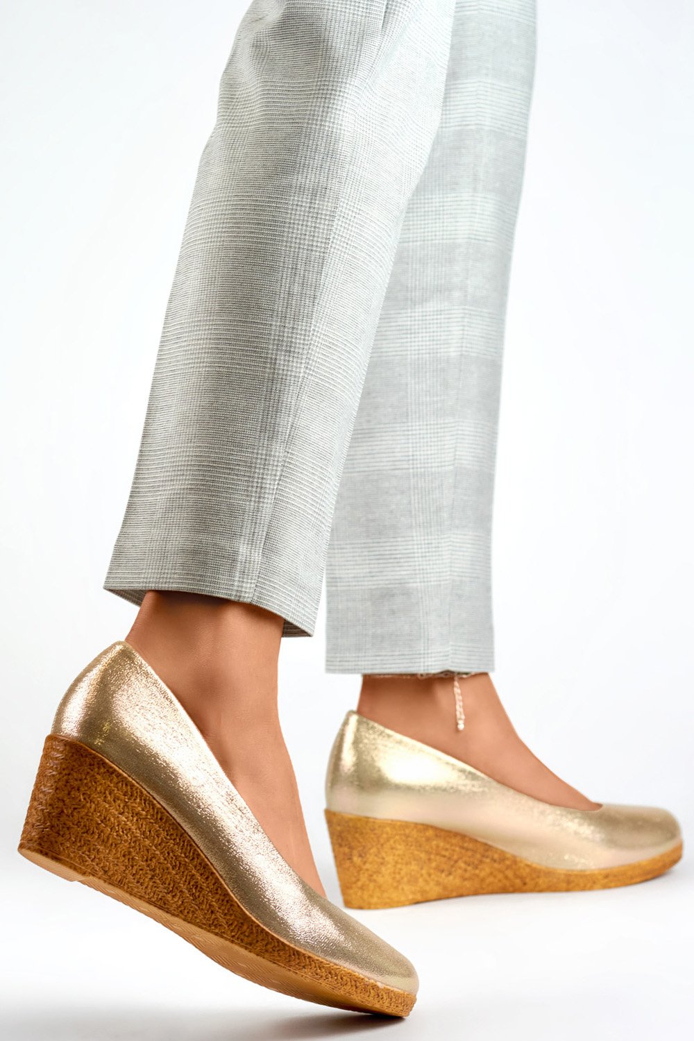  Platform pumps model 197991 PRIMO  yellow