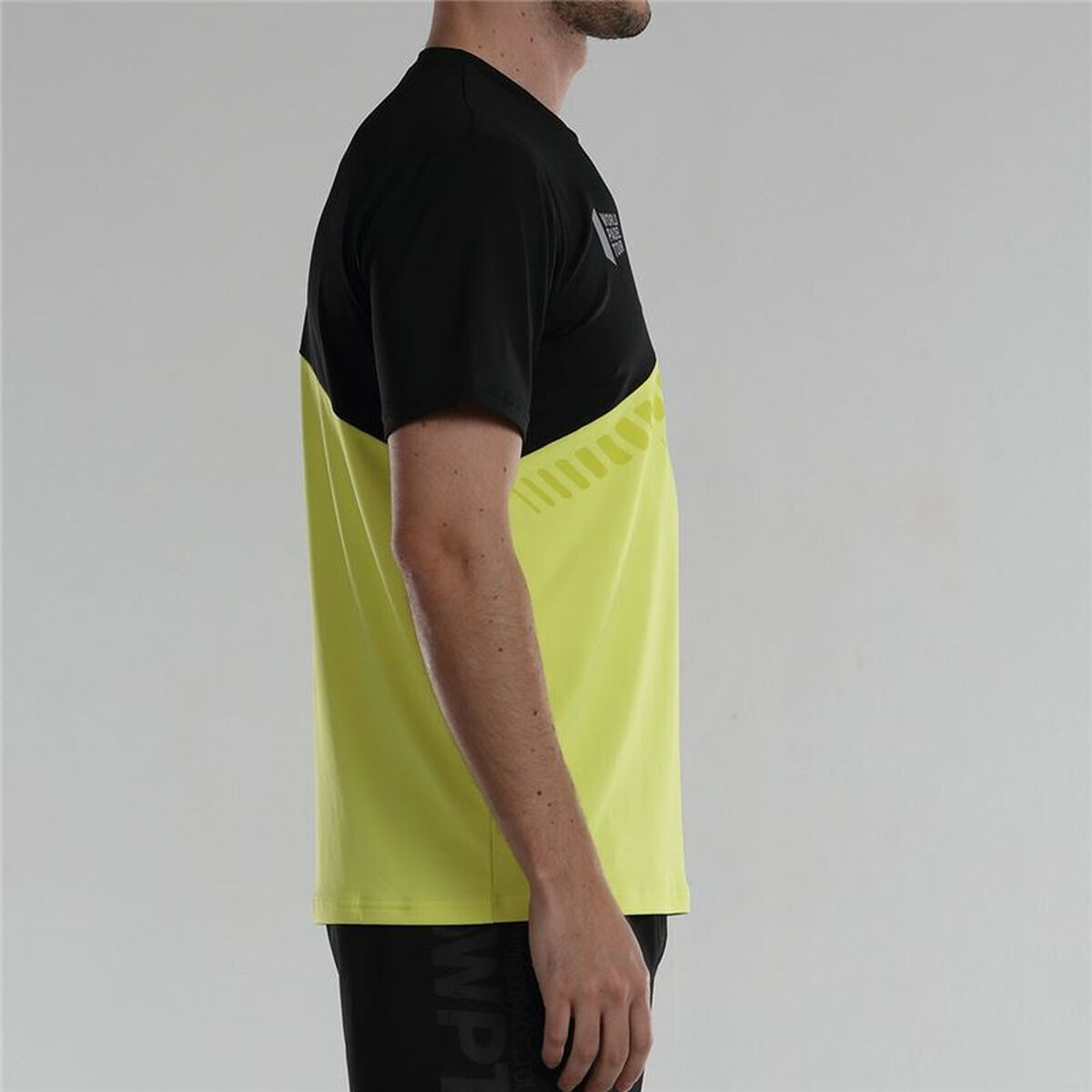 Men’s Short Sleeve T-Shirt Bullpadel Lucio Black Men’s Short Sleeve T-Shirt Bullpadel Lucio Black