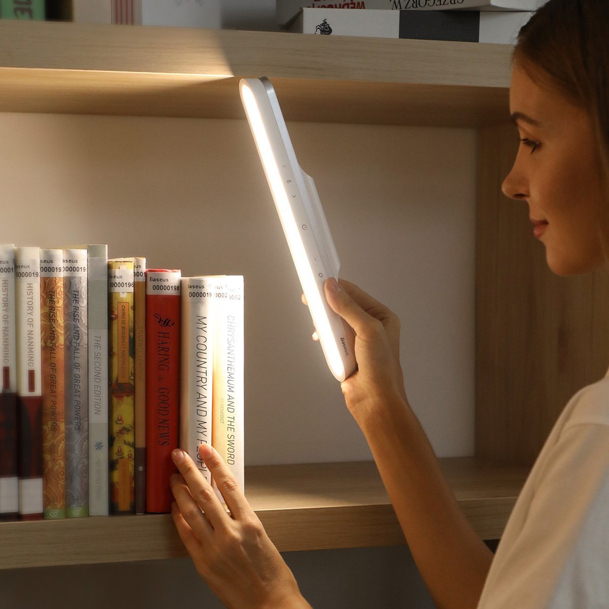 Baseus Magnetic Stepless Lamp Pro, with a touch panel (white)