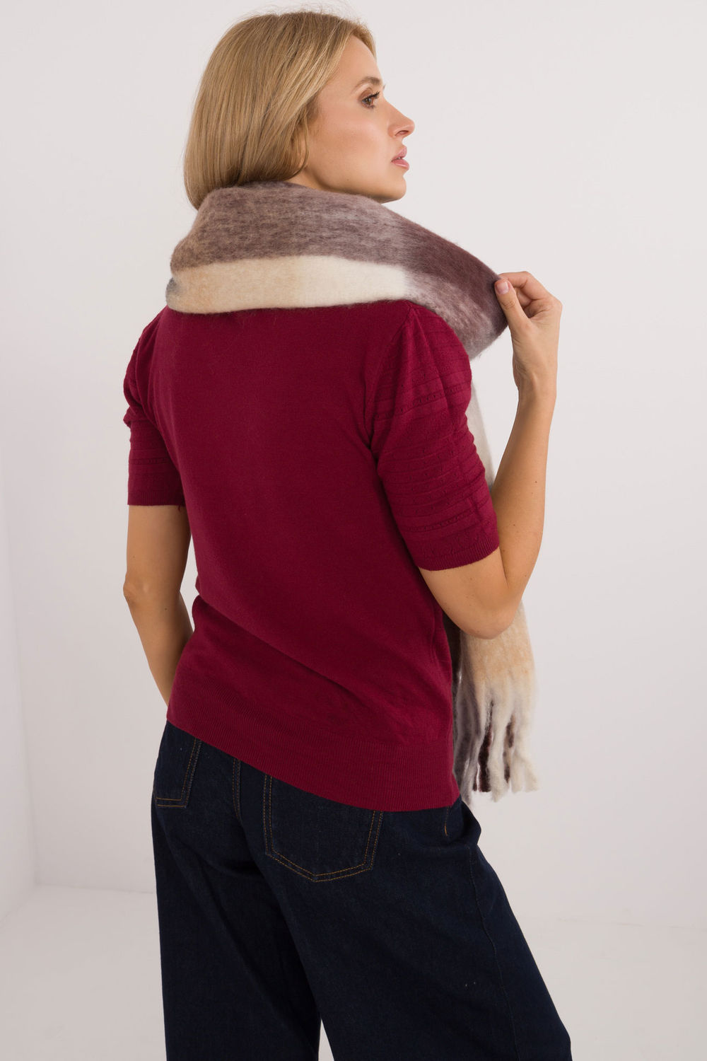  Shawl model 200280 AT  brown