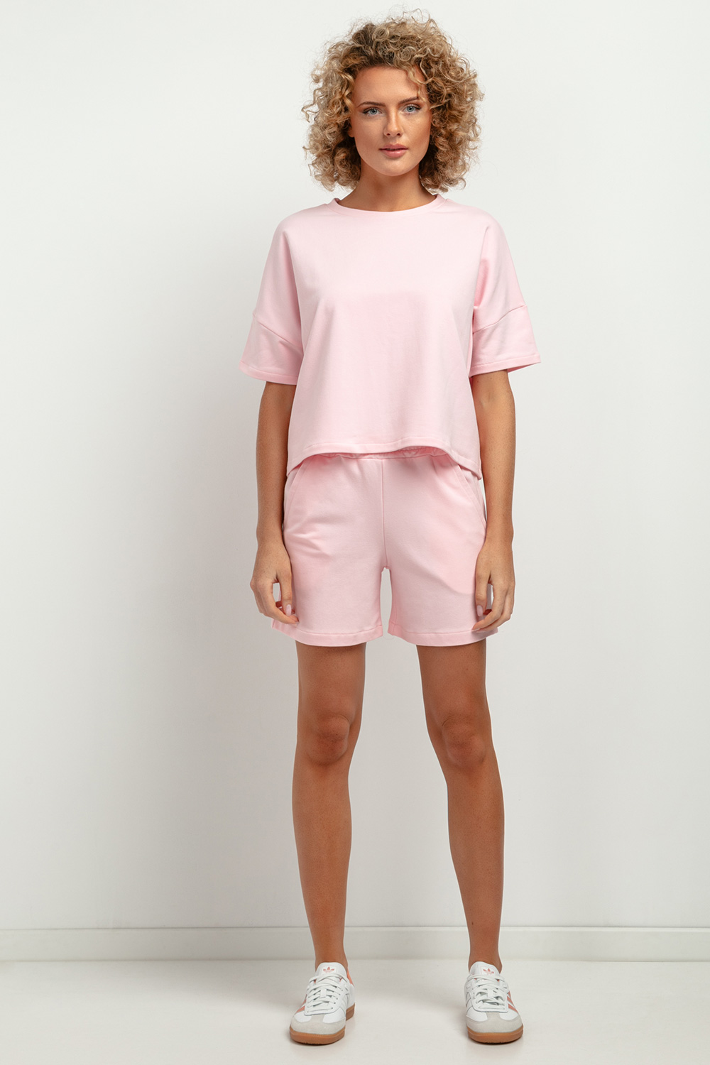  Shorts model 183183 Tessita  pink