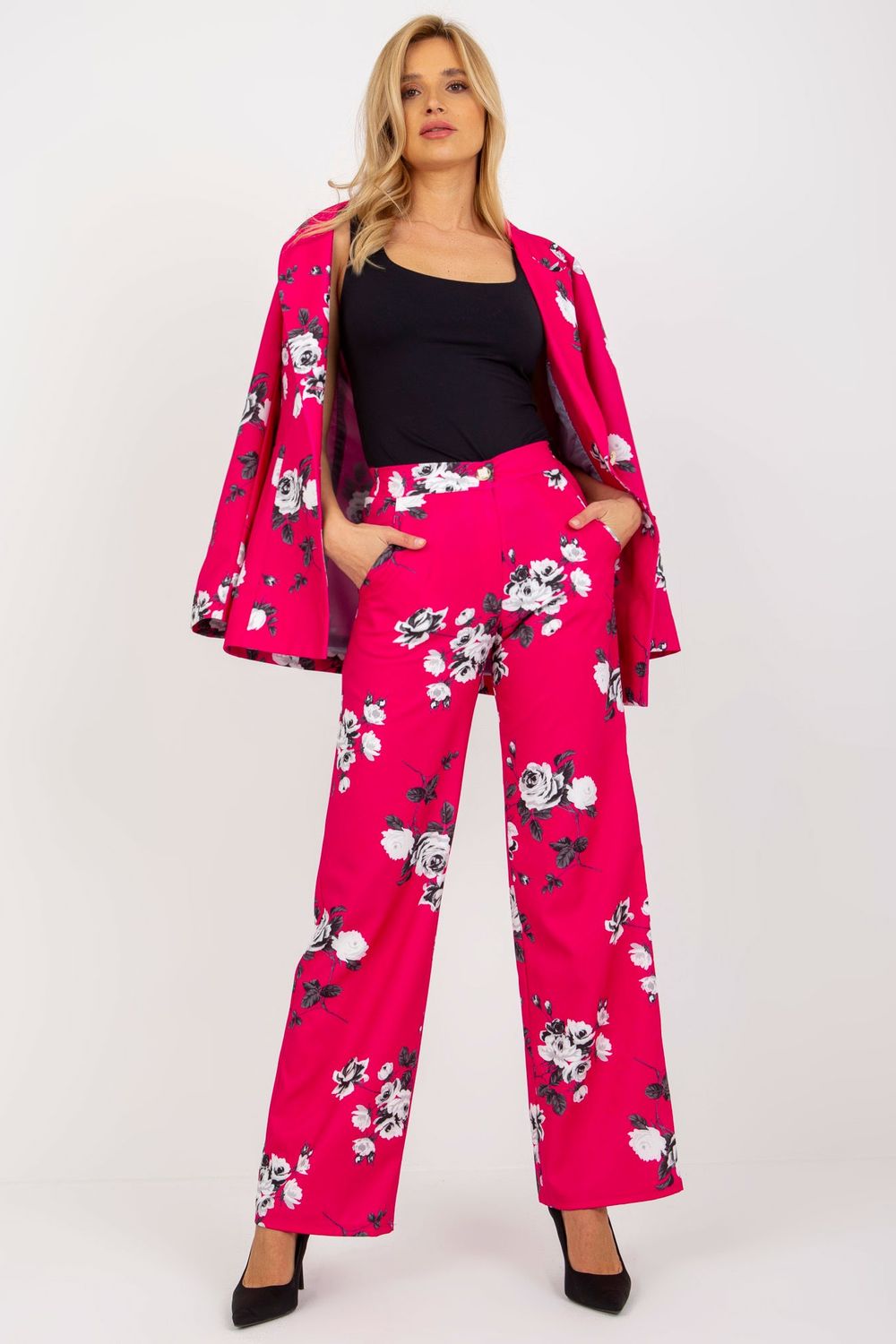  Women trousers model 175965 Lakerta  pink