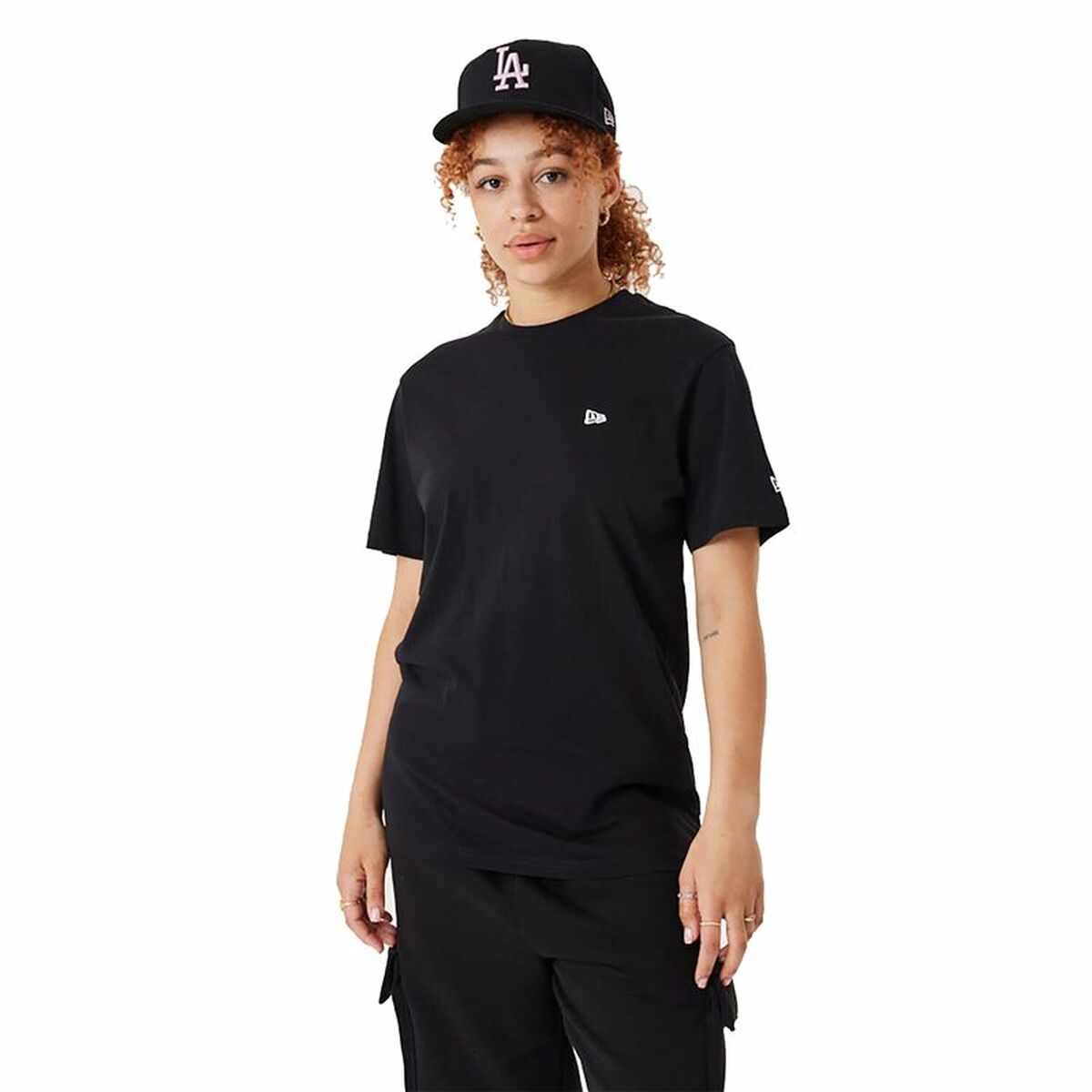 Women’s Short Sleeve T-Shirt New Era Essentials