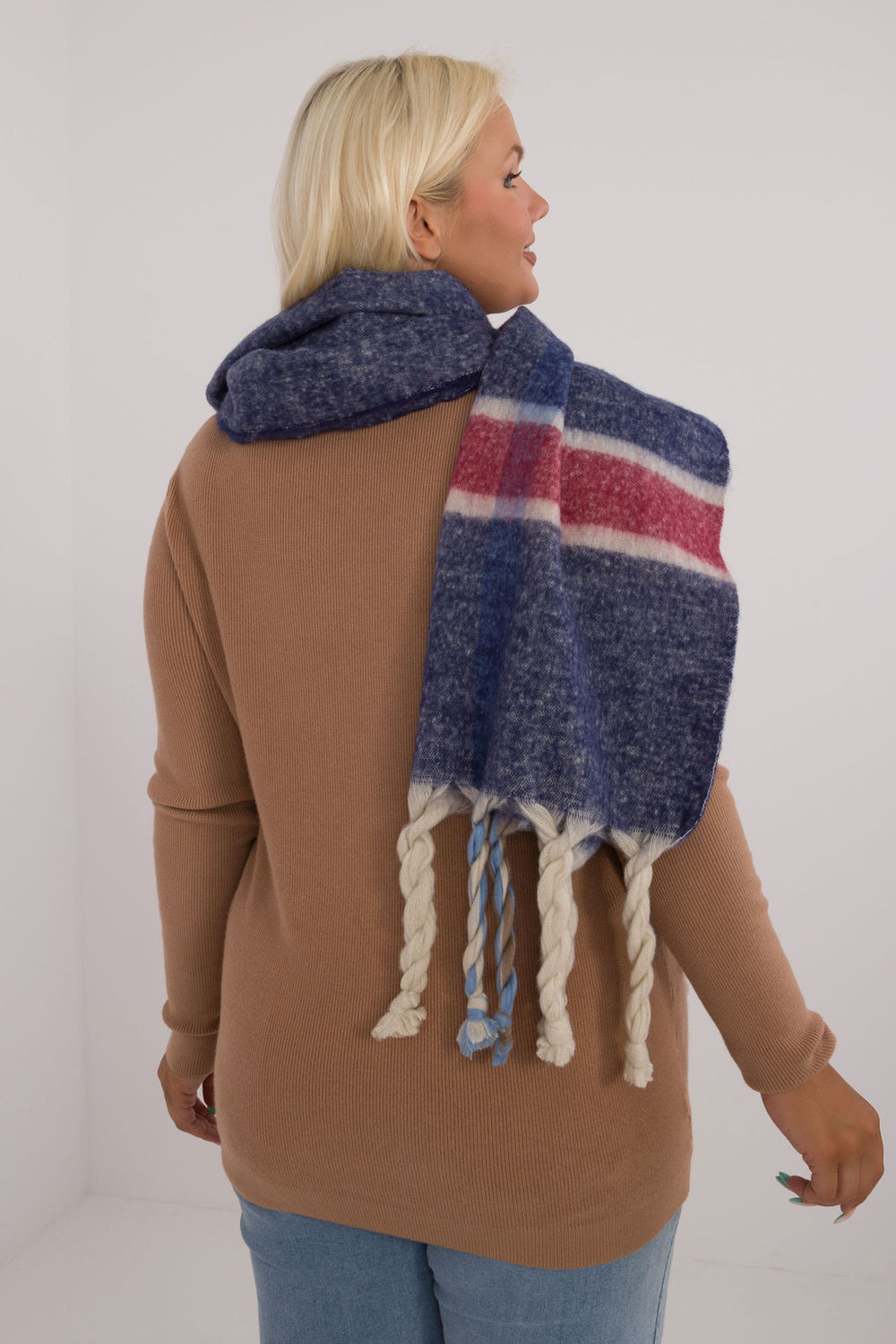  Shawl model 200289 AT  violet