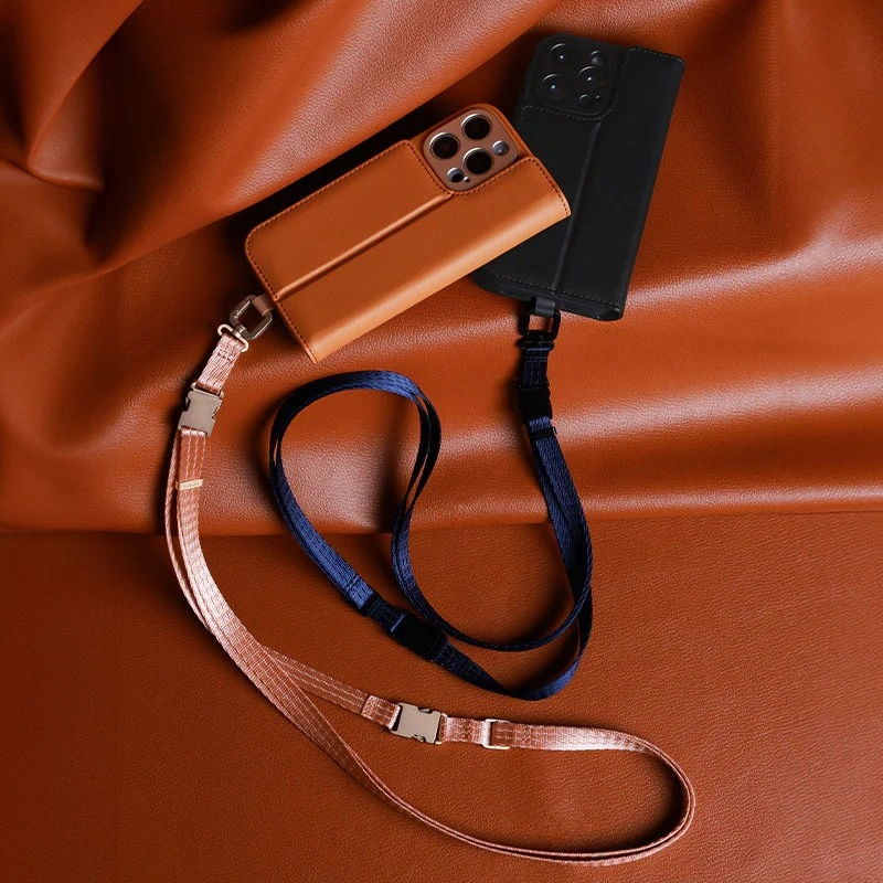 Moshi Overture MagSafe Apple iPhone 16 Pro Max (Caramel Brown)