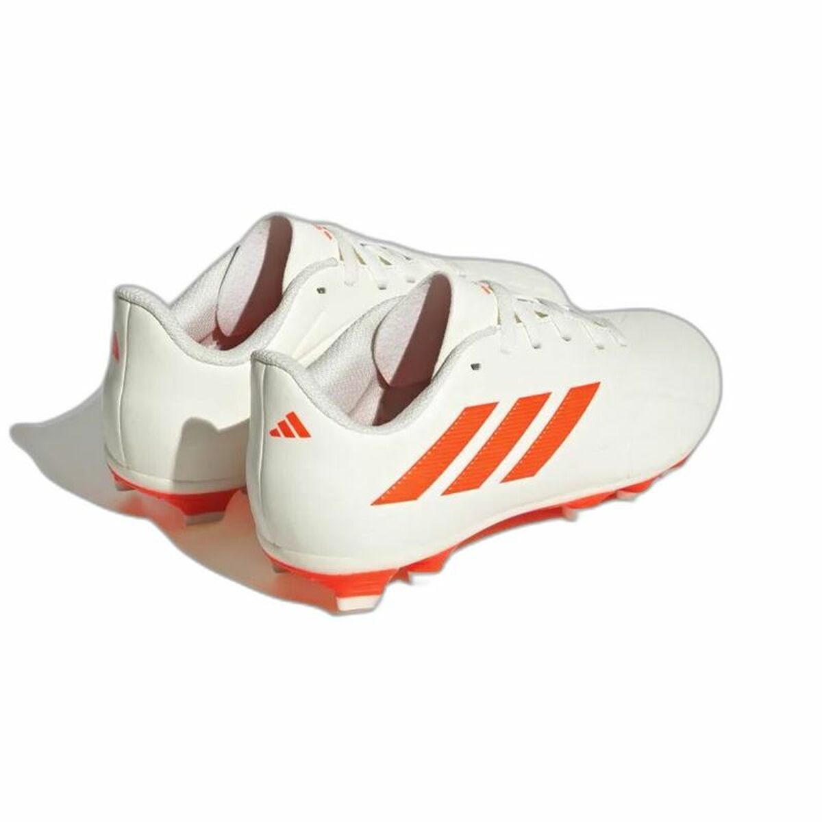 Childrens Football Boots Adidas Predator Accuracy.4 FxG White