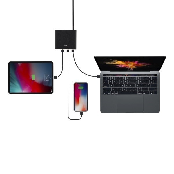 UNIQ Wall charger HUB Surge 90W charcoal black 2xUSB Quick Charge 3.0 + 2xUSB-C PD 3.0 (LITHOS Collective)