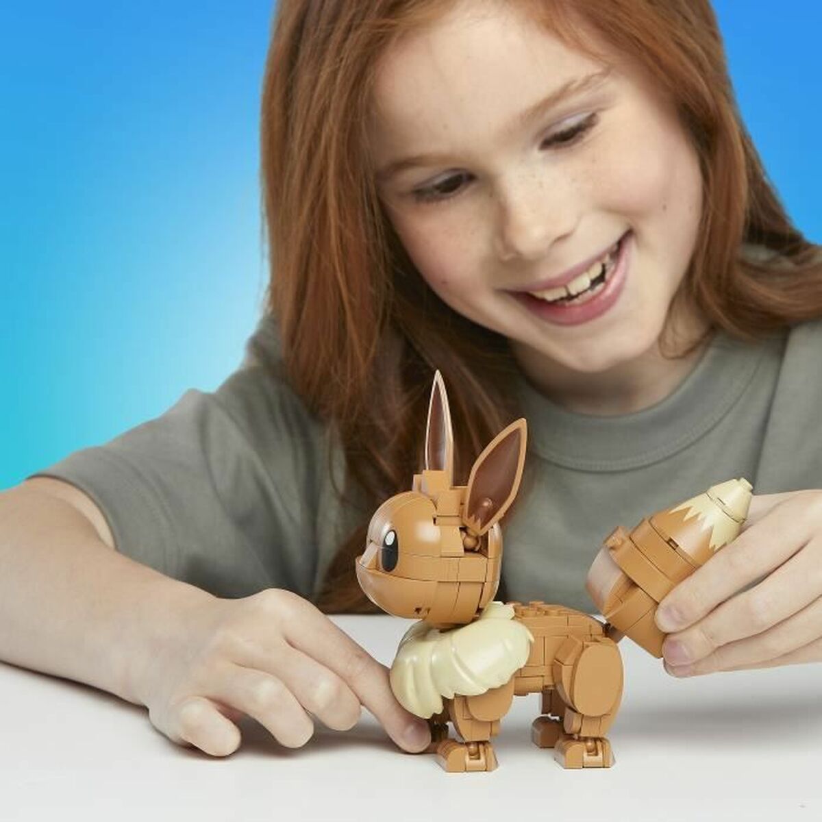 Przegubowa Figura Mega Construx  Eevee Medium + 7 lat 215 Części