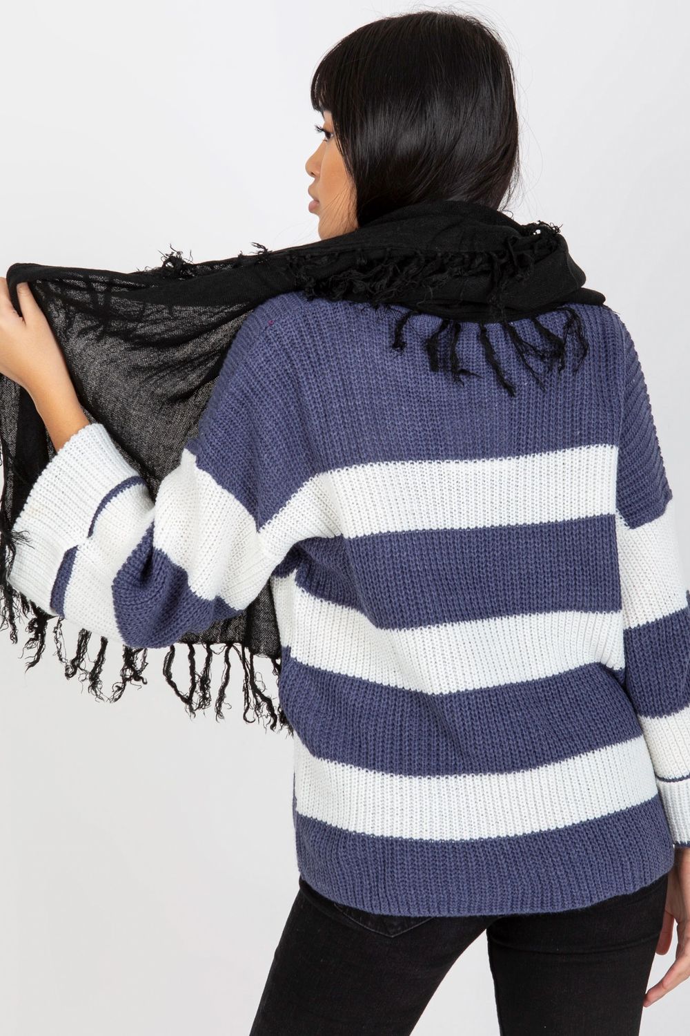  Shawl model 174883 AT  black