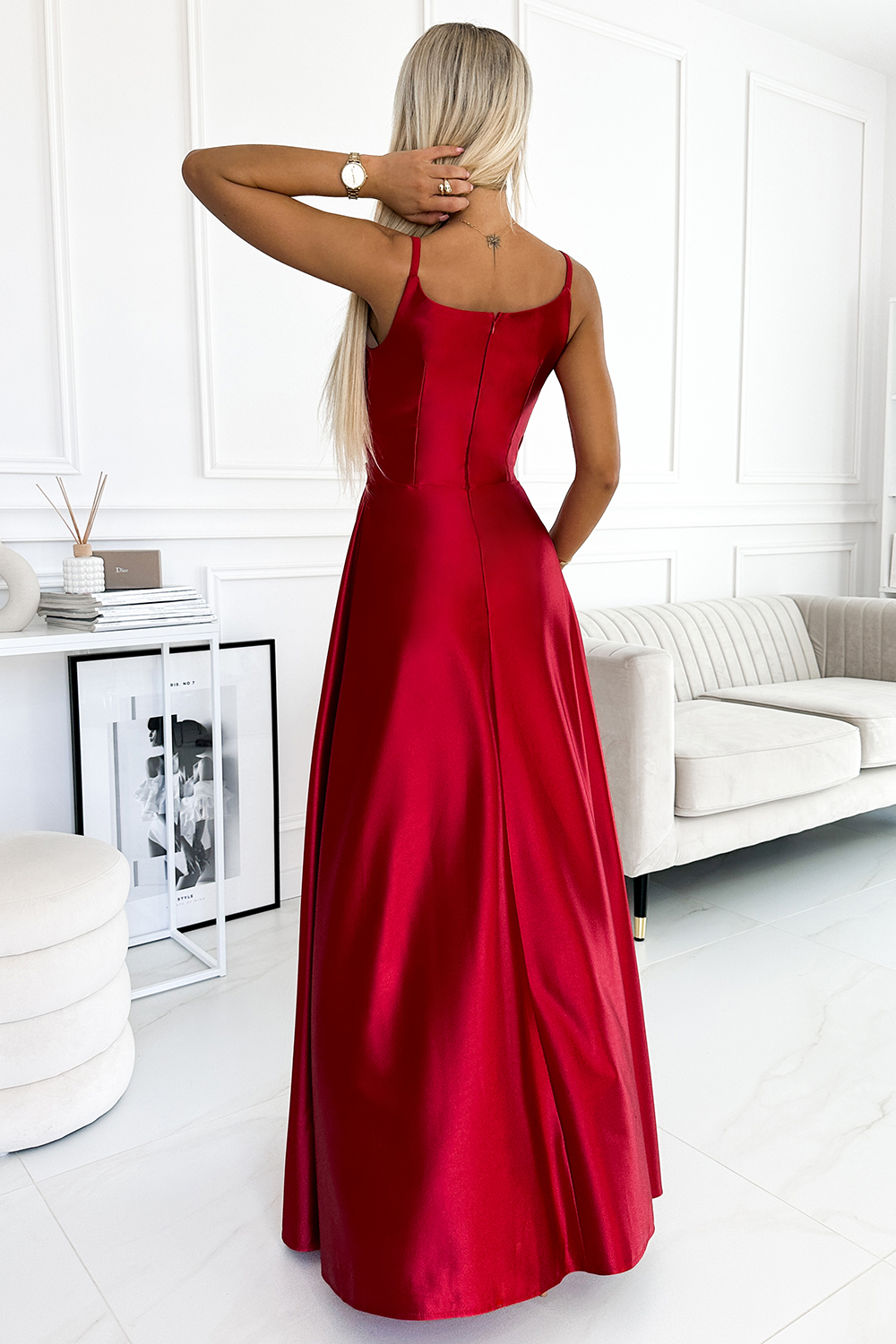  Long dress model 186315 Numoco  red