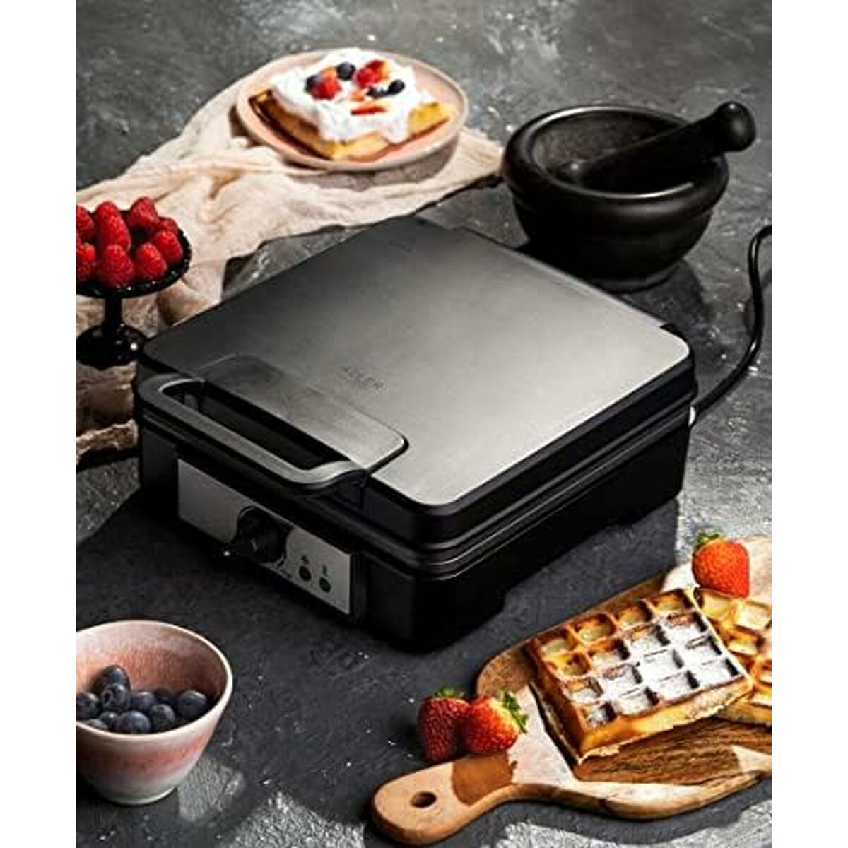 Waffle Maker Camry AD3049 Black 1800 W