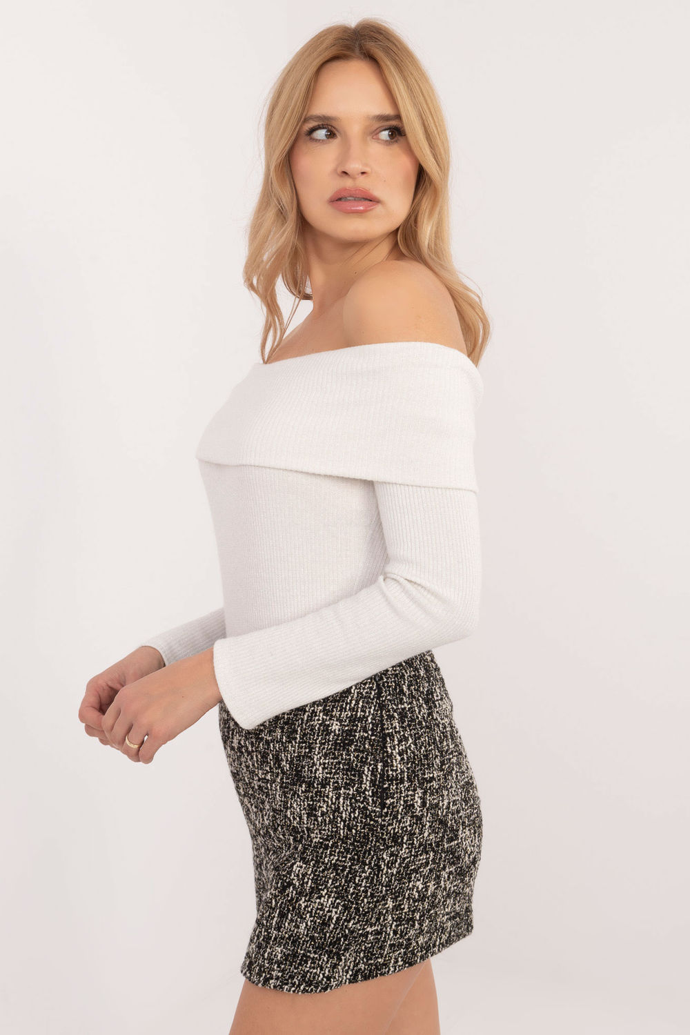  Jumper model 202749 Italy Moda  beige