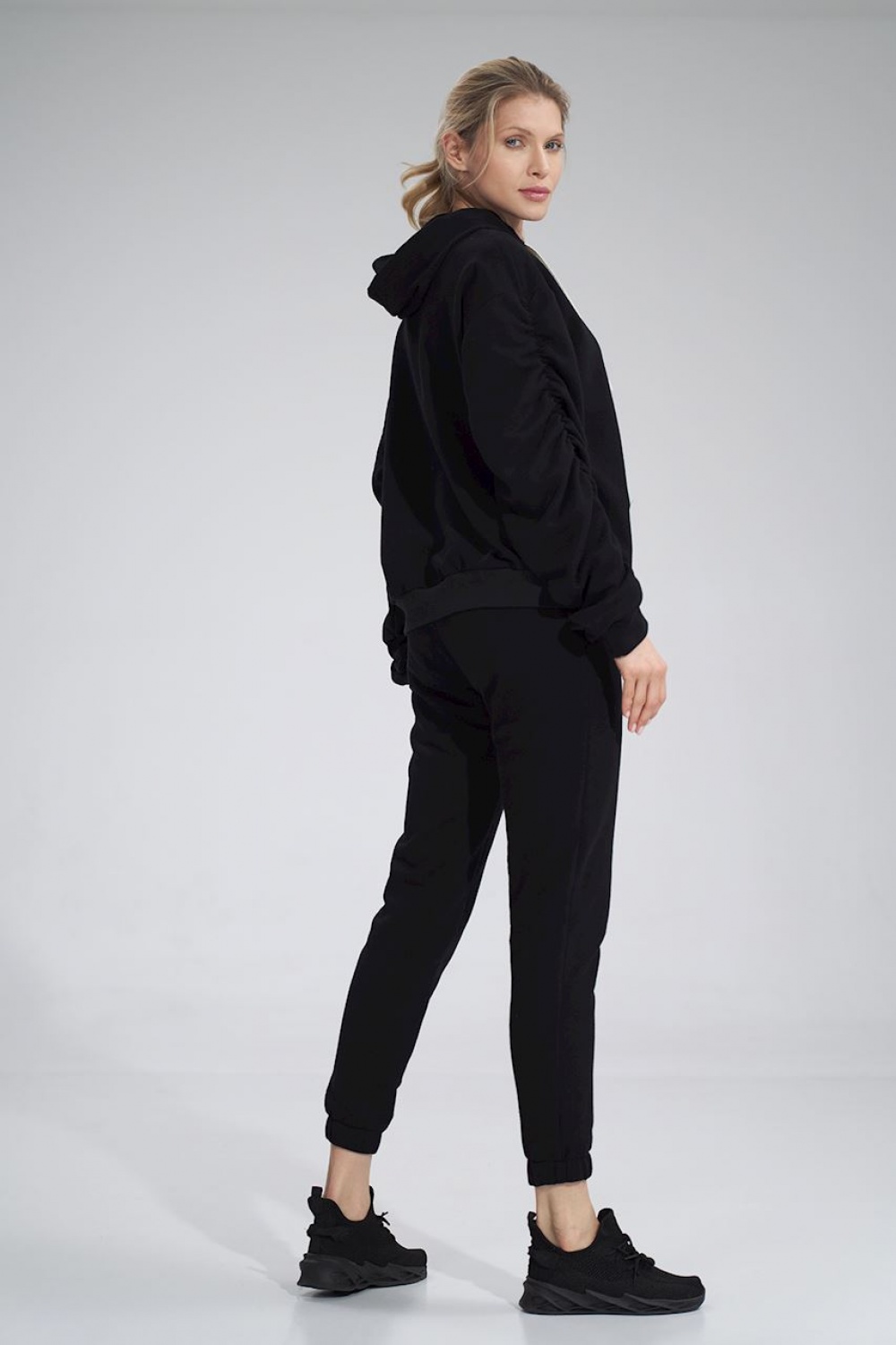  Tracksuit trousers model 155919 Figl  black