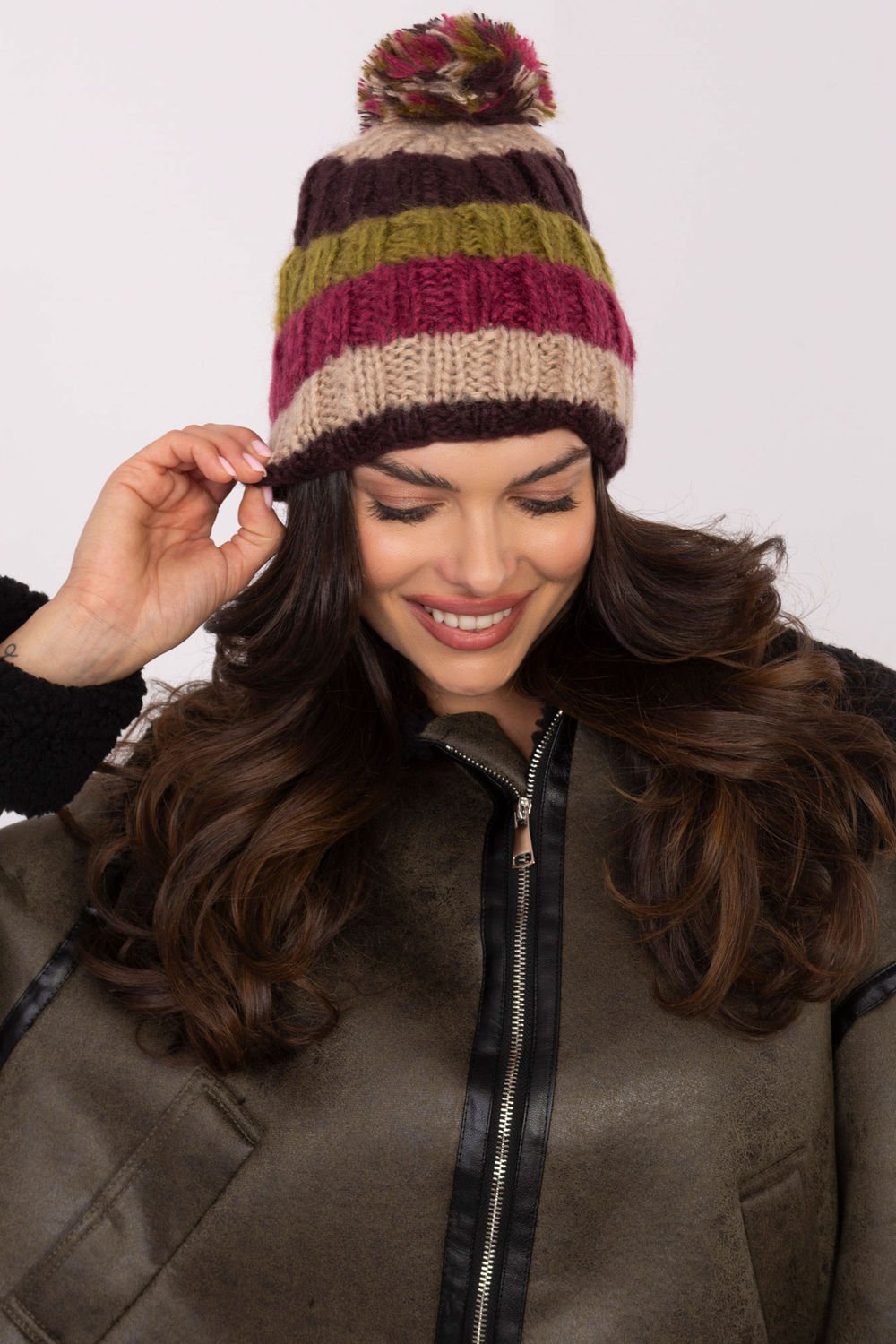  Cap model 203834 AT  beige