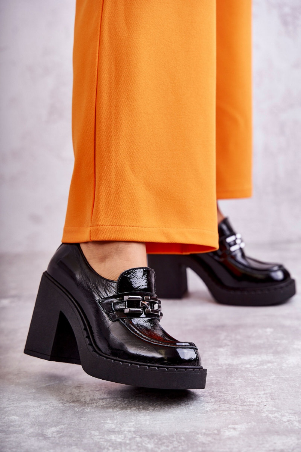  Heeled low shoes model 175535 Step in style  black
