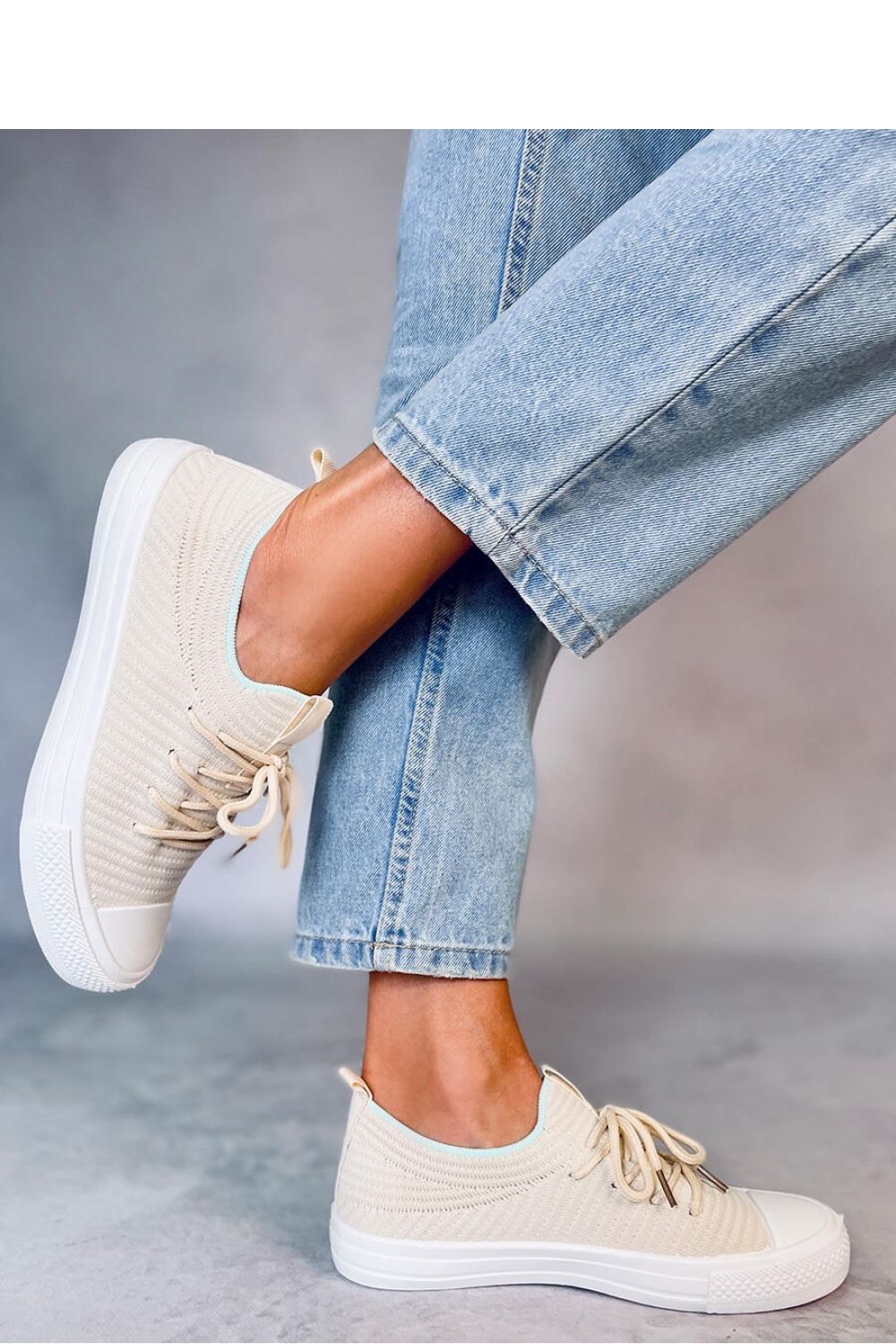 Sneakers model 177645 Inello beige Damen