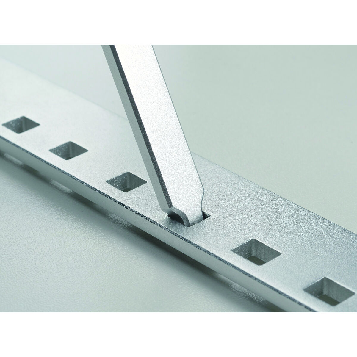 Laptop-Kühlunterlage Conceptronic Thana Ergo F Silberfarben 15,6''