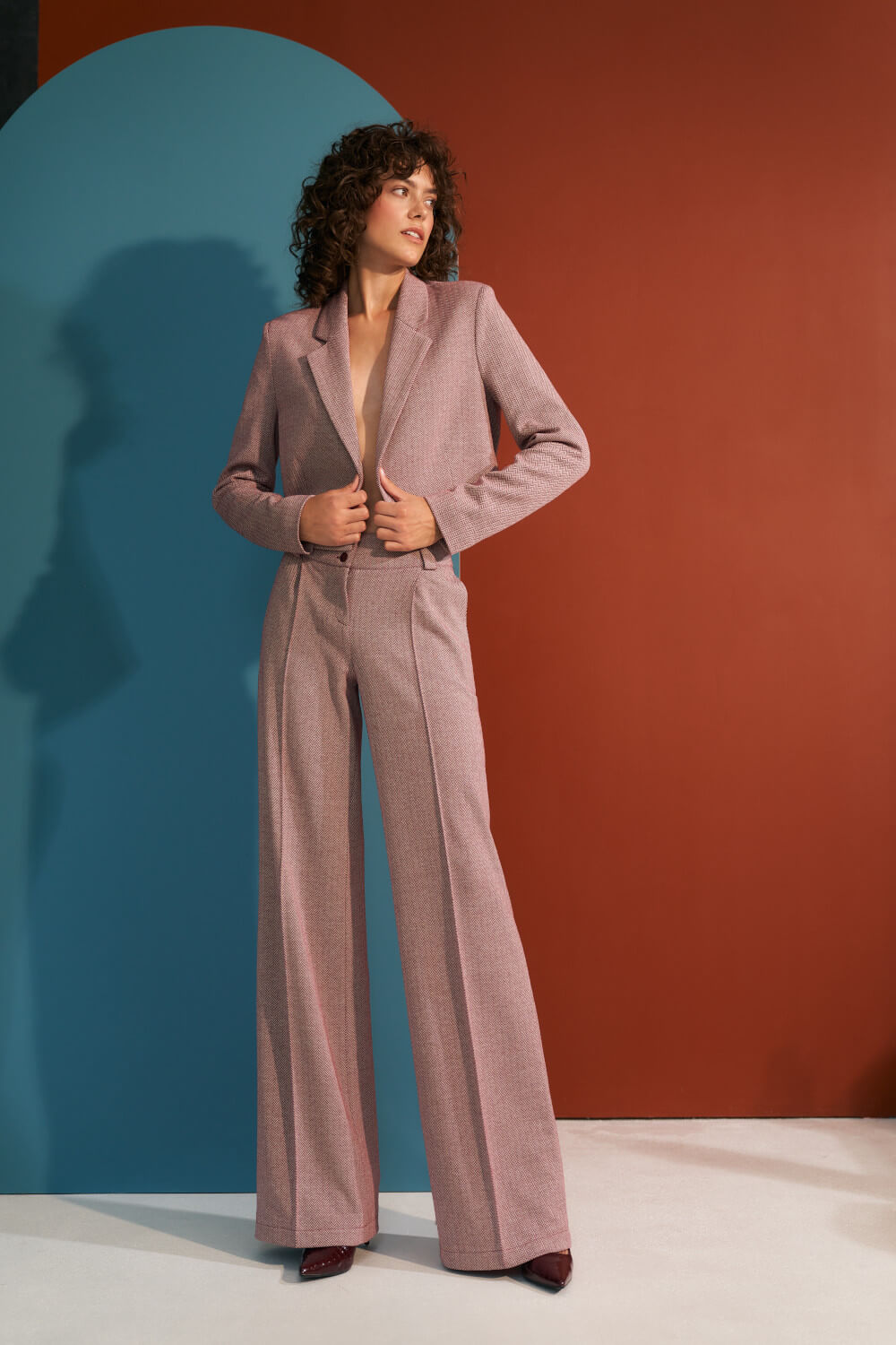 Trousers model 184592 Nife  red