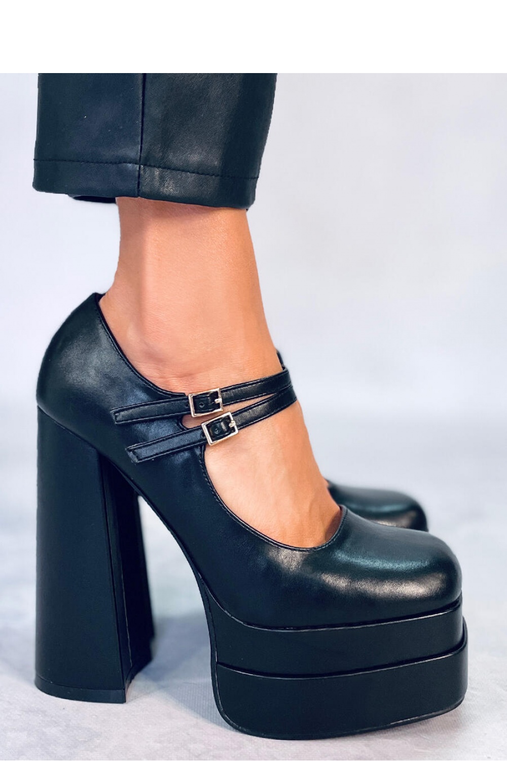 Platform pumps model 176988 Inello black Ladies