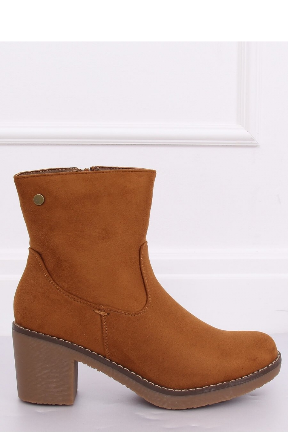  Heel boots model 135427 Inello  brown