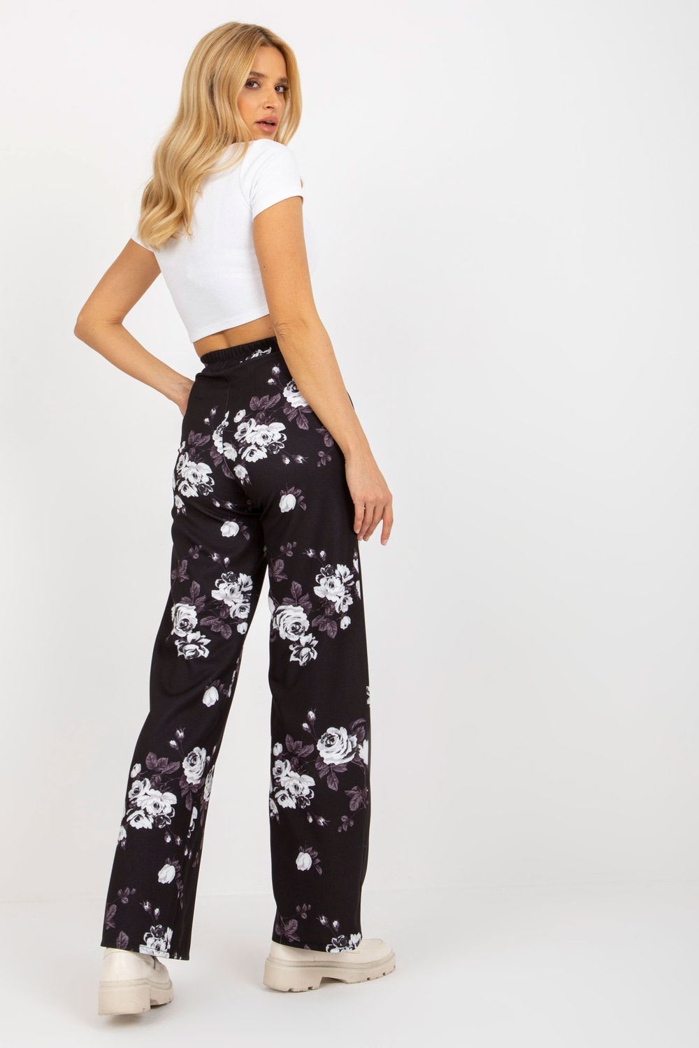  Women trousers model 175770 Lakerta  black