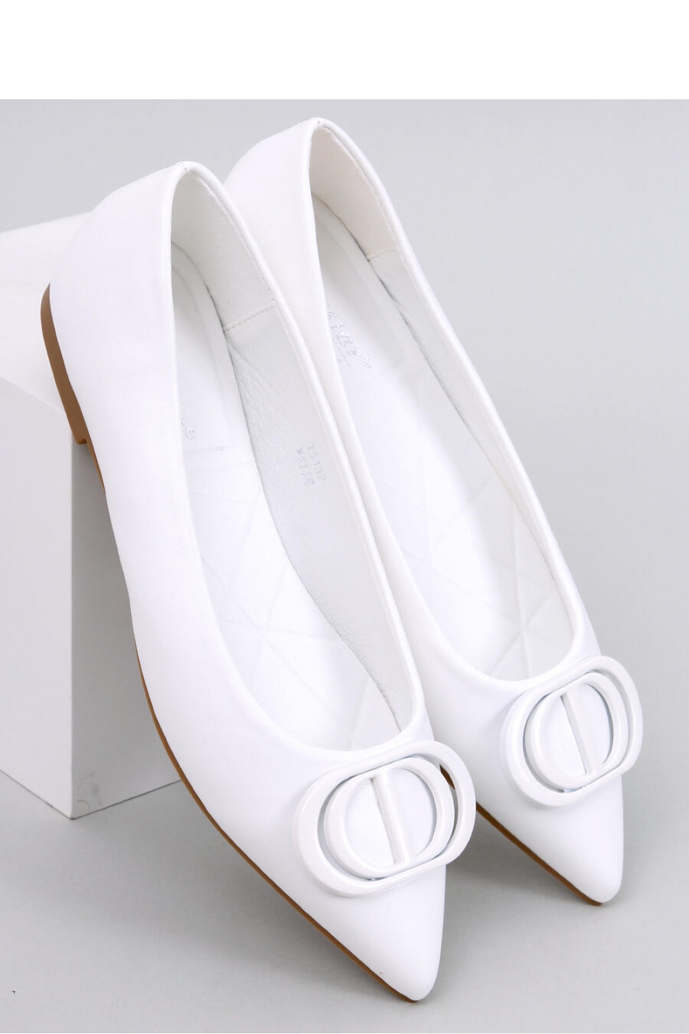 Ballerina Schuhe model 179316 Inello weiß Damen