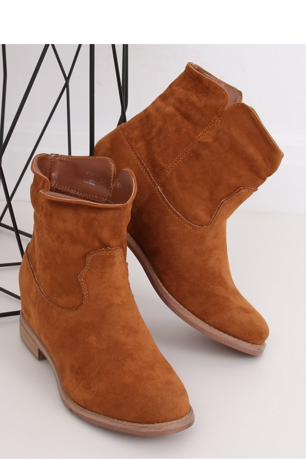  Buskin boots model 146724 Inello  brown