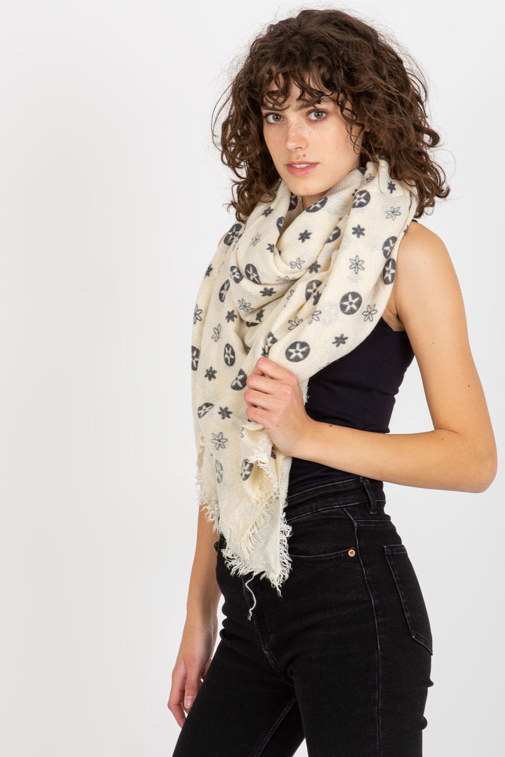  Neckerchief model 174867 AT  beige