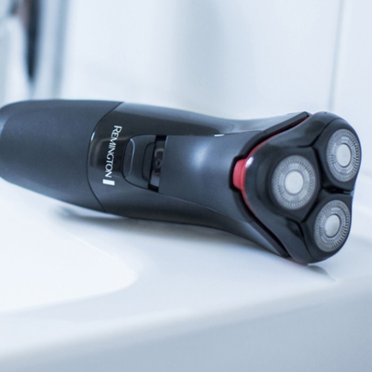 Electric shaver Remington POWER SERIES