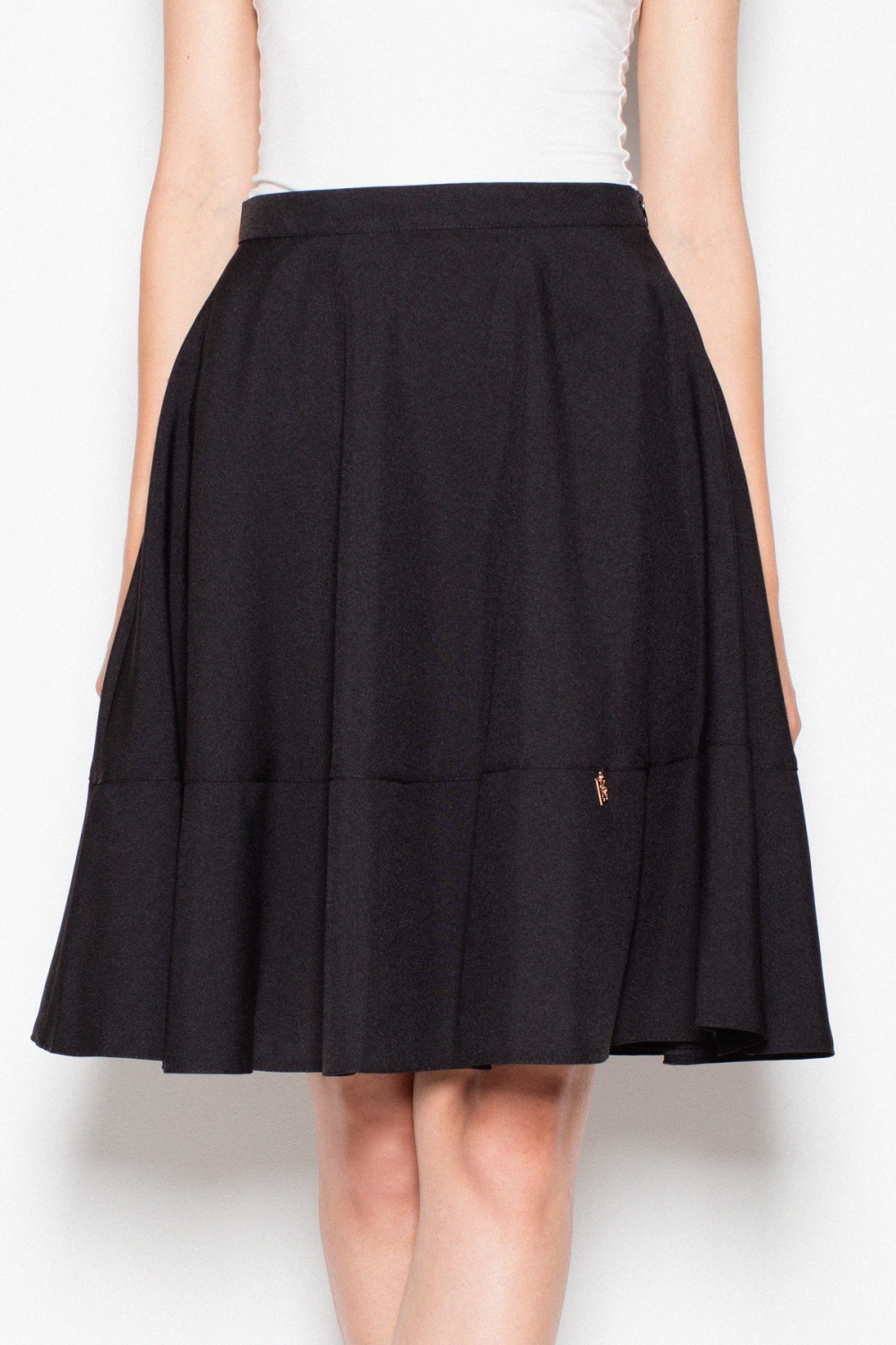  Skirt model 77376 Venaton  black