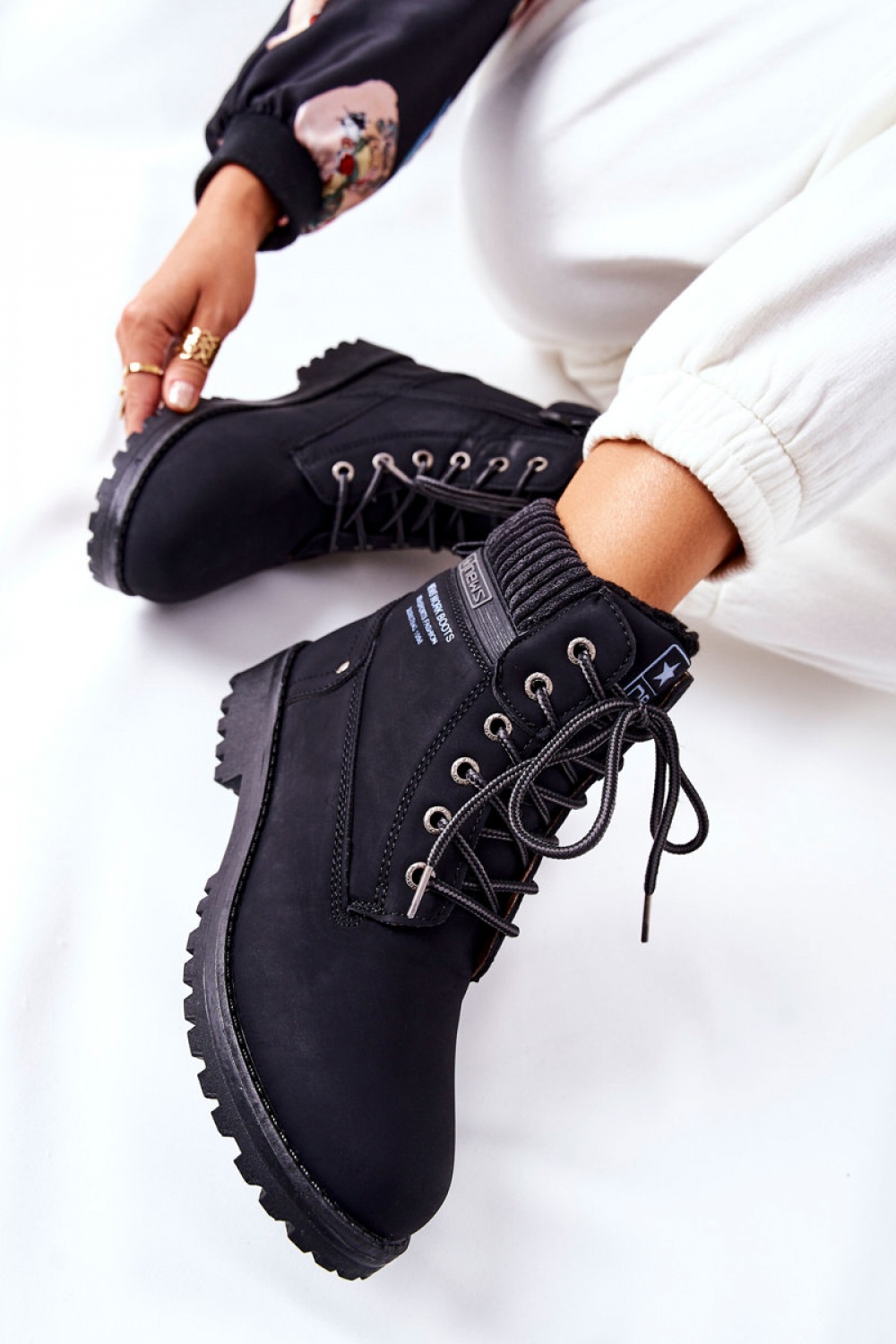 Trapper shoes model 173429 Step in style  black