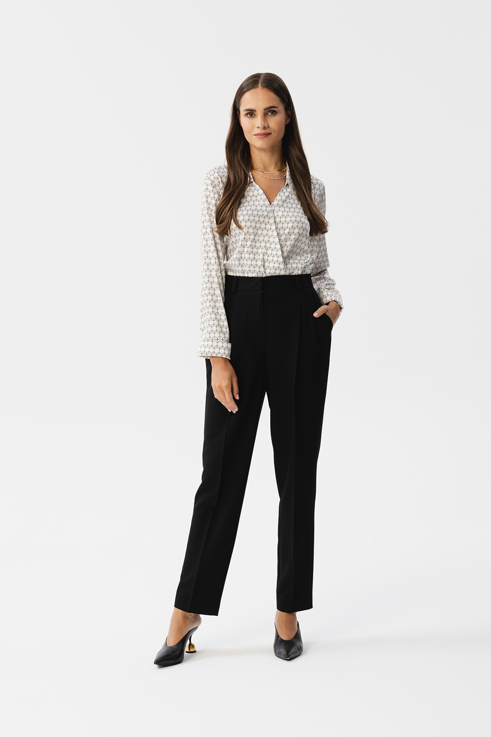  Women trousers model 185095 Stylove  black