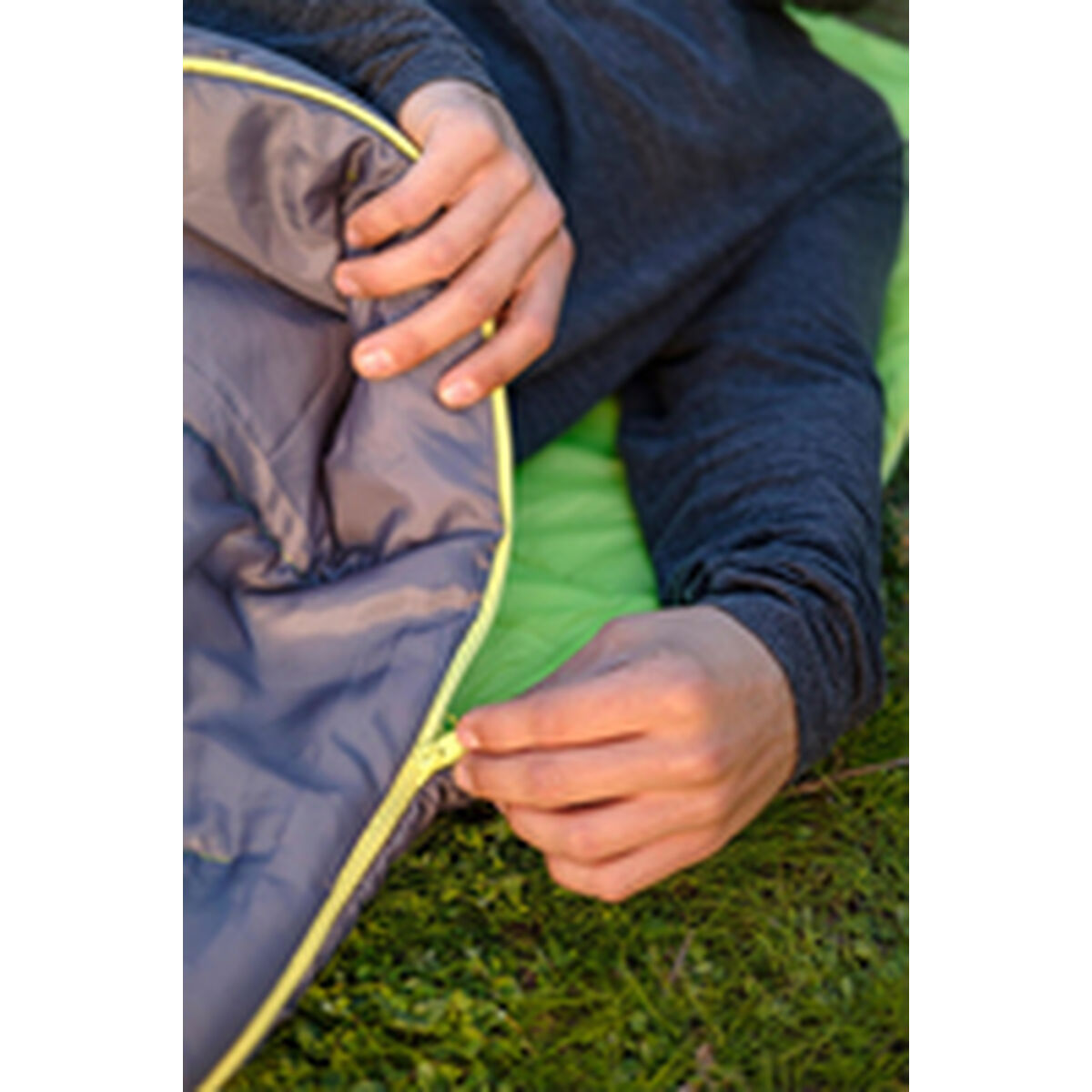 Sleeping Bag Bestway Plastic 220 x 75 x 50 cm 6º - 10 ºc Sleeping Bag Bestway Plastic 220 x 75 x 50 cm 6º - 10 ºc