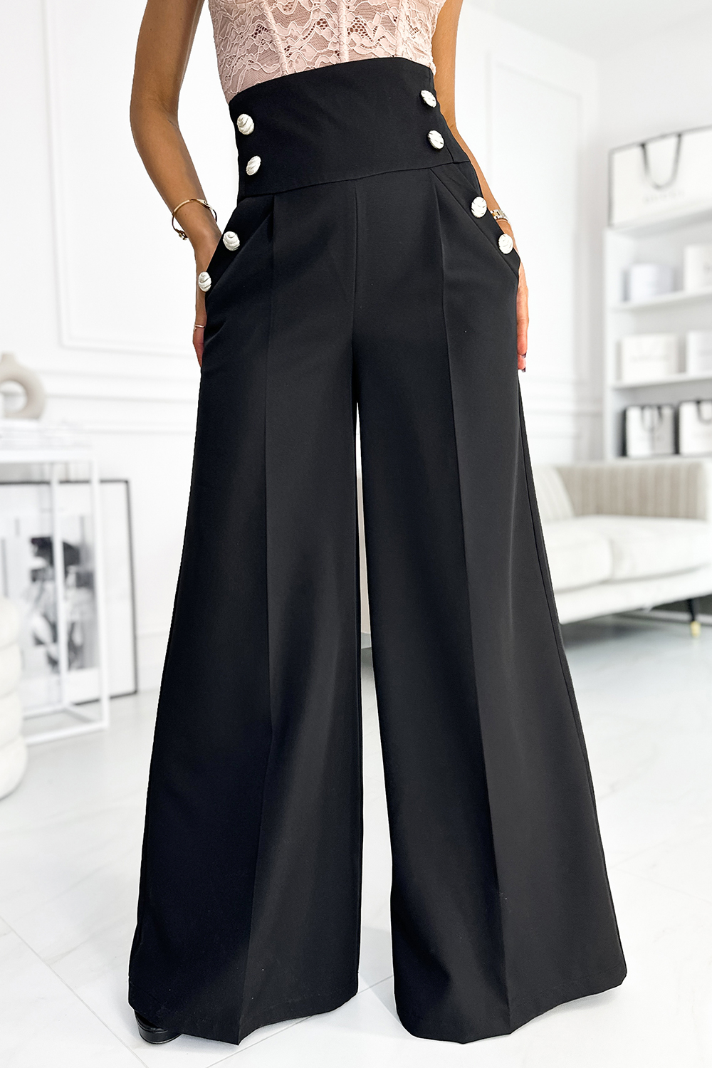  Trousers model 184521 Numoco  black