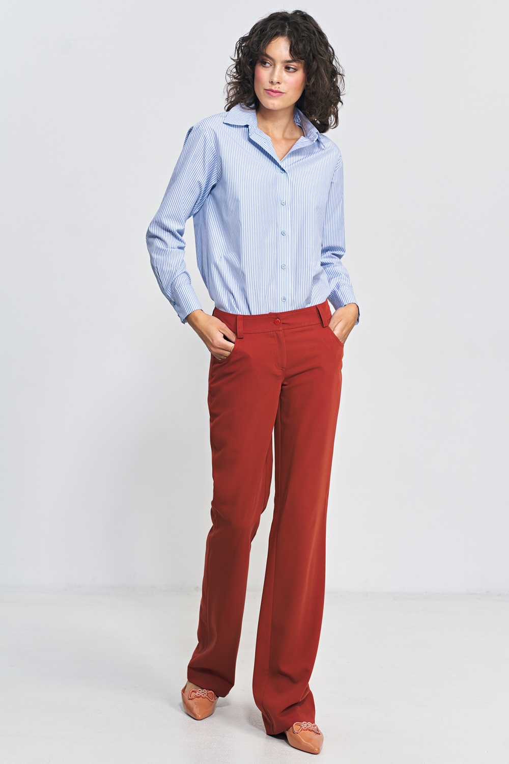  Trousers model 185196 Nife  red