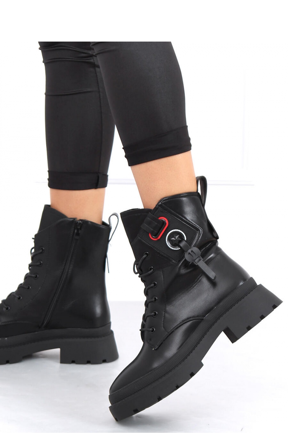 Stiefeletten model 159924 Inello schwarz Damen