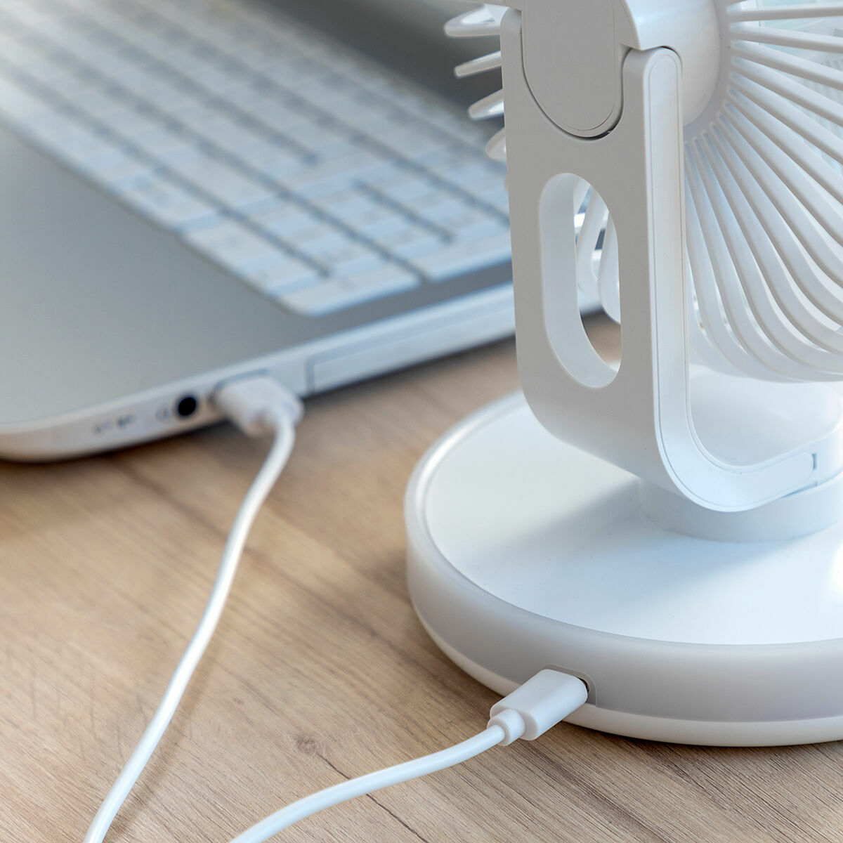 Rechargeable Desk Fan with LED FanLed InnovaGoods Ø6,6'' 4000 mAh Rechargeable Desk Fan with LED FanLed InnovaGoods Ø6,6'' 4000 mAh
