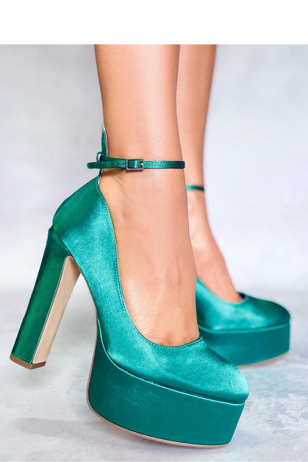  Platform pumps model 176071 Inello  green