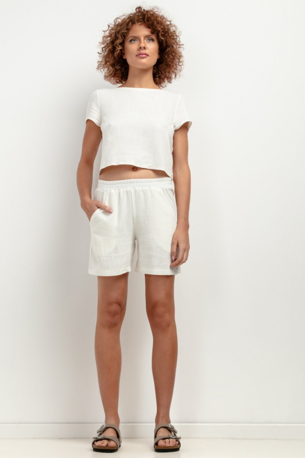  Shorts model 198559 Tessita  white