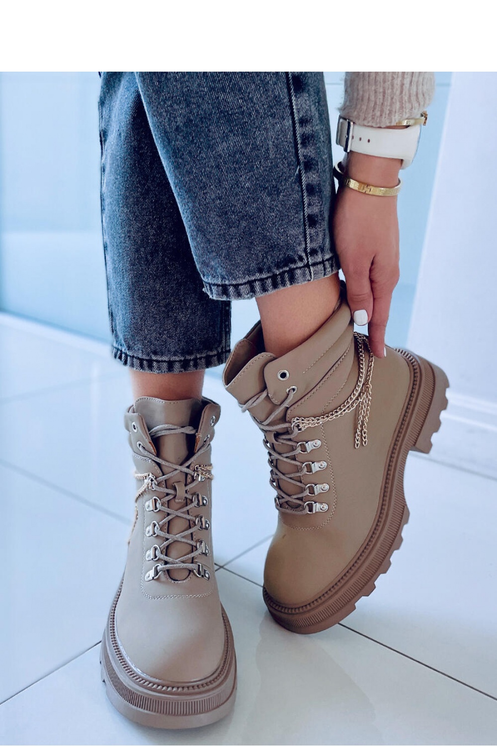  Trapper shoes model 171107 Inello  beige