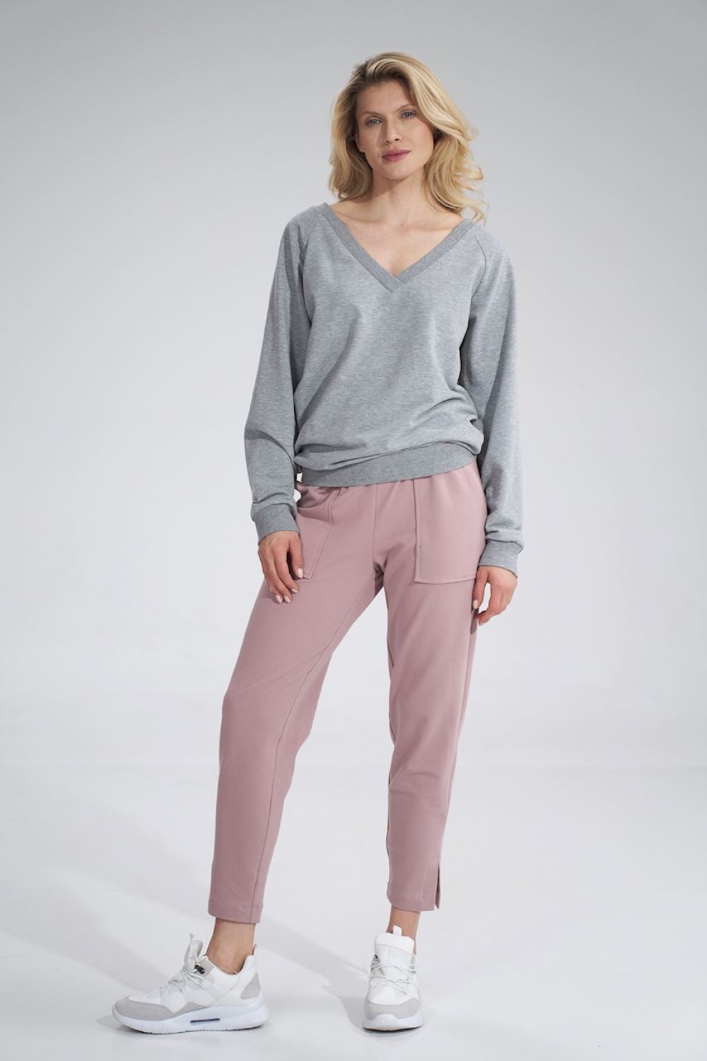  Tracksuit trousers model 155926 Figl  pink